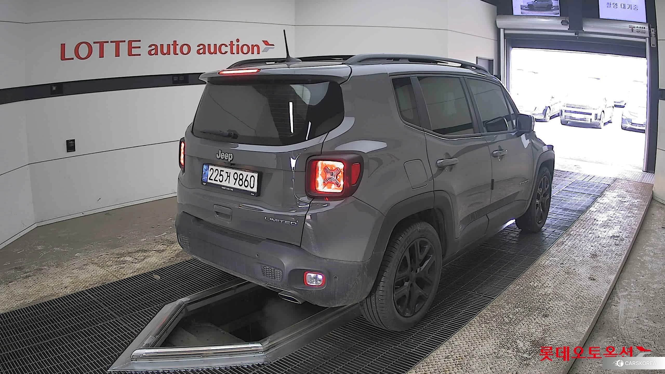 Jeep Straw Renegade 1.3 FWD id 3888279 из Кореи 27