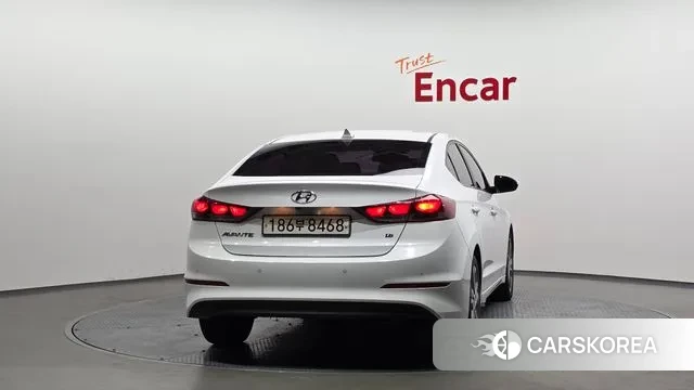 Hyundai Avante AD id 3072119 из Кореи 14