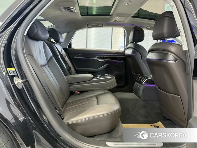 Audi A8 id 4254012 из Китая 10