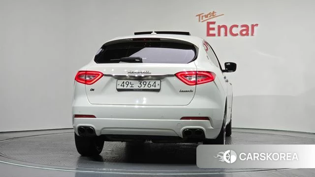 Maserati Levante id 4351039 из Кореи 22