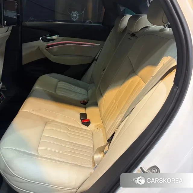 Audi e-Tron id 3625765 из Кореи 14