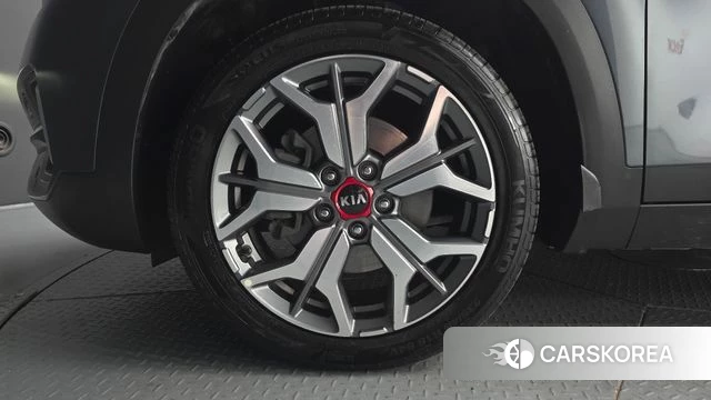 Kia Seltos id 4477077 из Кореи 25