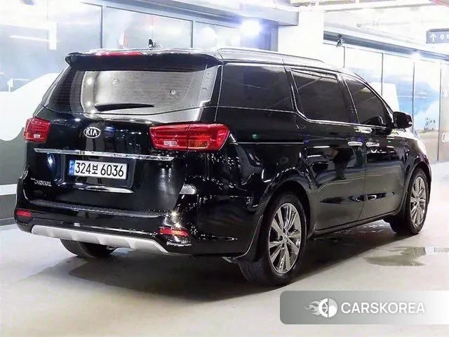 Kia The New Carnival id 3021062 из Кореи 14