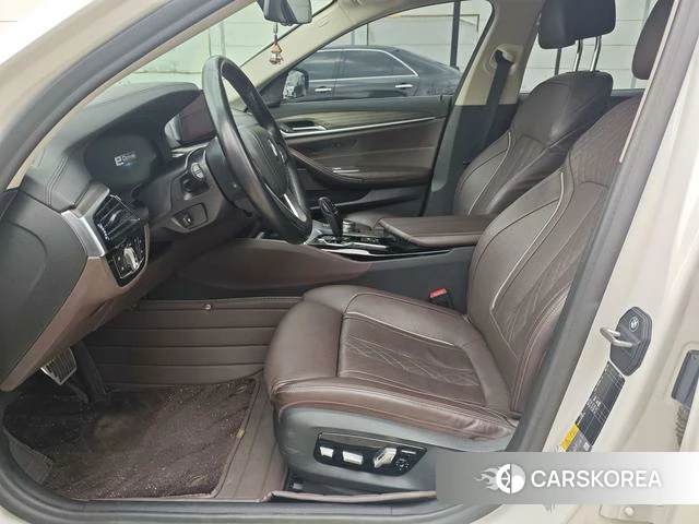 BMW 5 series PHEV 2019 Белый из Китая, фото 4