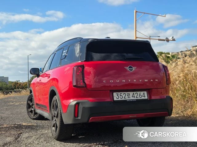 Mini Cooper S Countryman 3rd Generation 2024 Красный из Кореи, фото 4