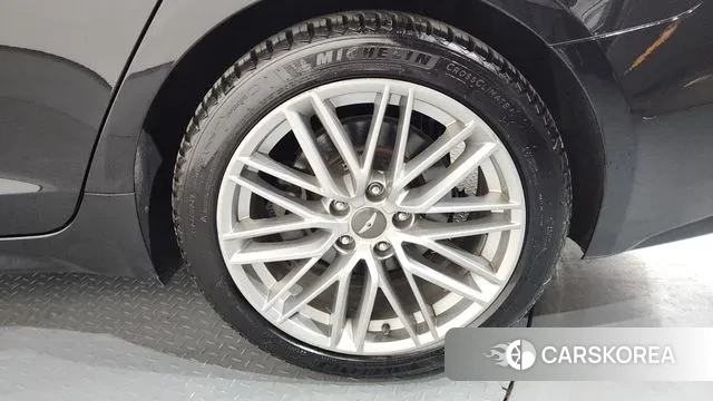 Genesis G70 id 3612476 из Кореи 14