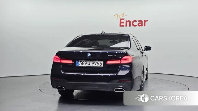 BMW 5 Series (G30) id 4338041 из Кореи 25