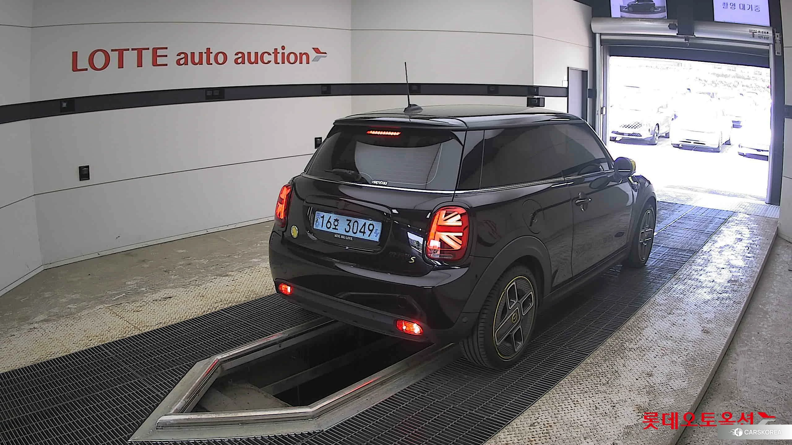 BMW MINI Cooper SE id 4289294 из Кореи 31