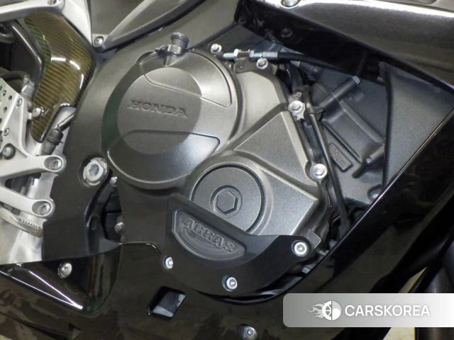 Engine photo