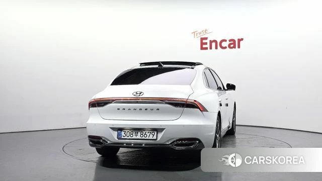 Hyundai The New Grandeur IG id 4609359 из Кореи 28