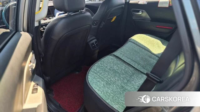 Kia Niro Plus 2022 Серебристо-серый из Кореи, фото 5