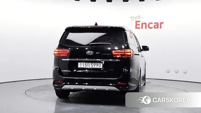 Kia The New Carnival id 3717980 из Кореи 14