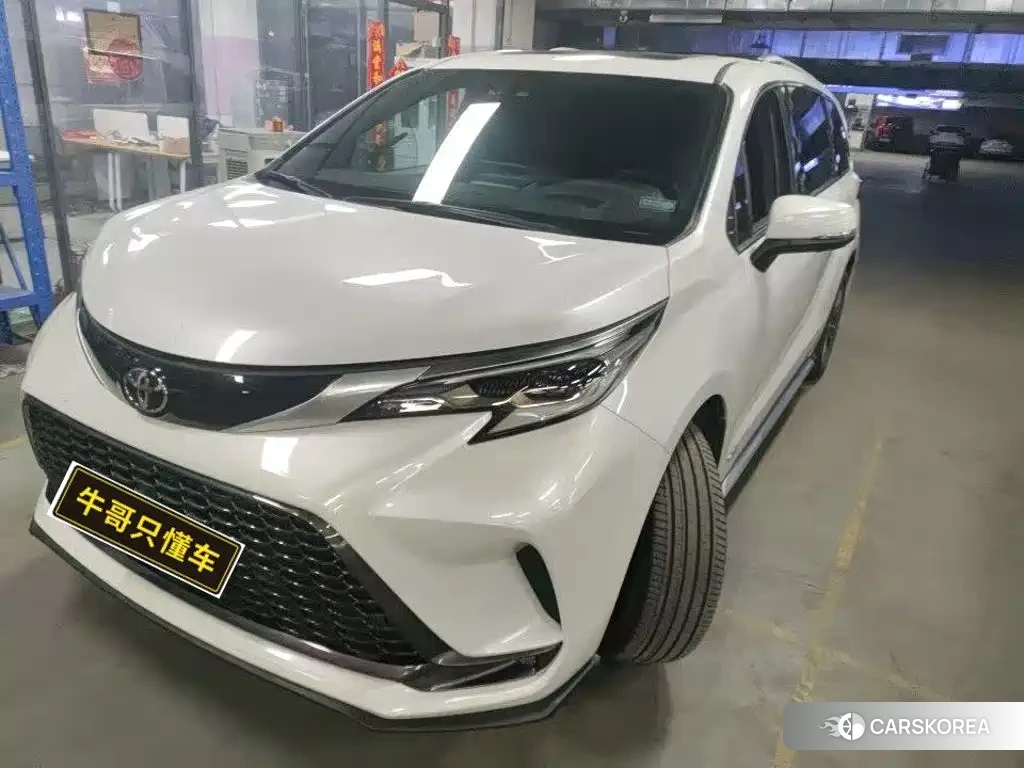 Toyota Granvia 2025 Белый из Китая, фото 4