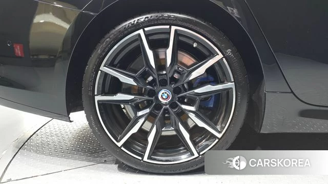 BMW 8 Series (G15) id 4917232 из Кореи 25