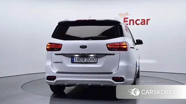 Kia The New Carnival id 3391701 из Кореи 14