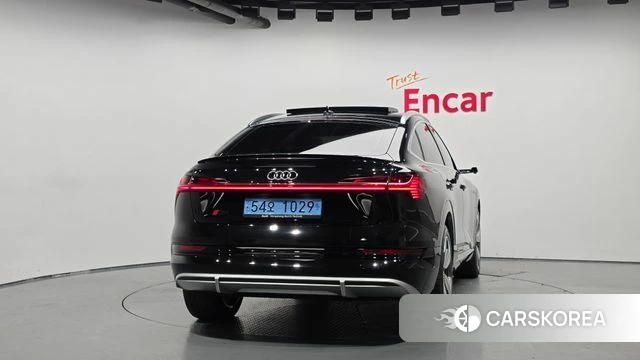 Audi e-Tron id 4381677 из Кореи 14