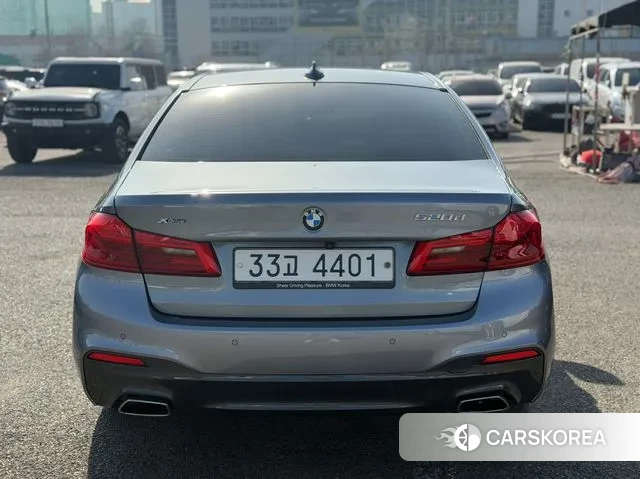 BMW 5 Series (G30) id 3593461 из Кореи 14