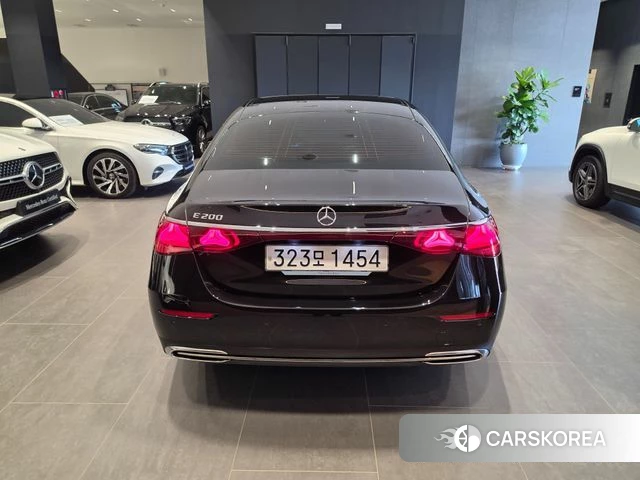Mercedes-Benz E-Class W214 id 3792375 из Кореи 14