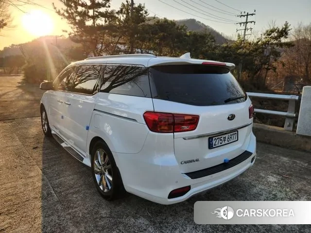 Kia The New Carnival id 2447548 из Кореи 14