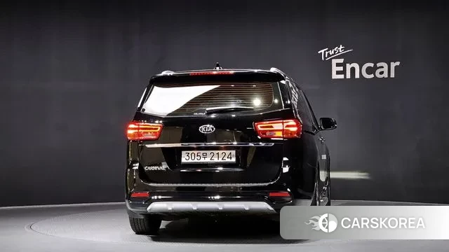 Kia The New Carnival id 3319137 из Кореи 14