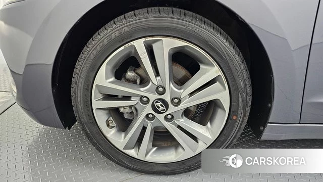 Hyundai Avante AD id 4543785 из Кореи 24