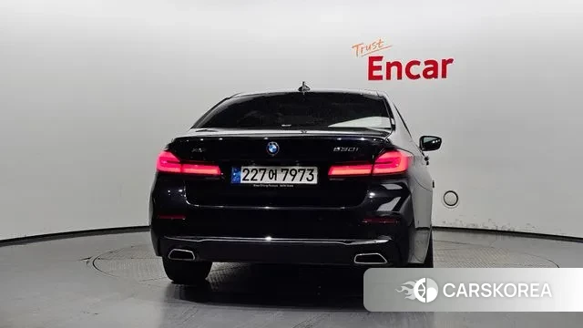 BMW 5 Series (G30) id 3007626 из Кореи 14