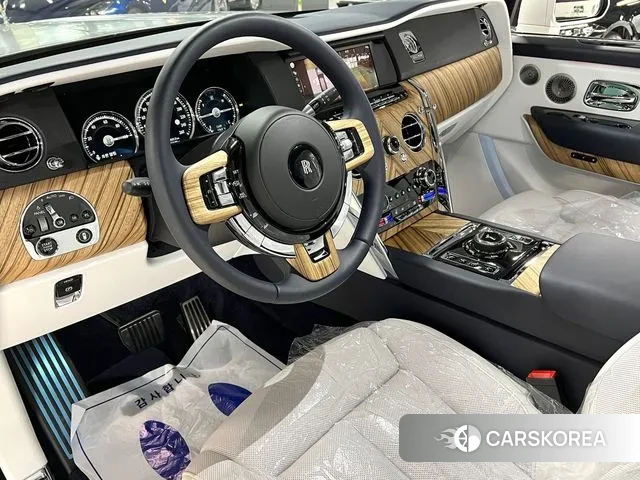 Rolls-Royce Cullinan id 3412824 из Кореи 14