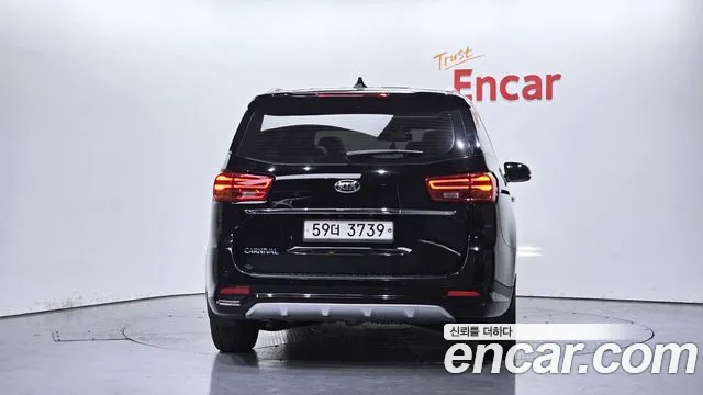 Kia The New Carnival id 2818922 из Кореи 14