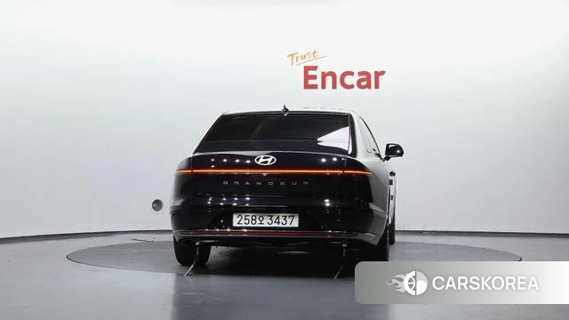 Hyundai Grandeur Hybrid (GN7) id 4279865 из Кореи 14