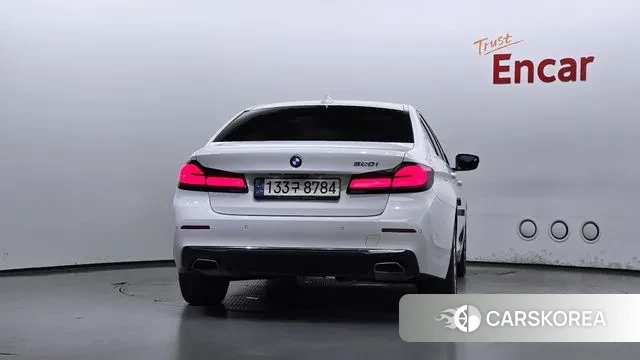 BMW 5 Series (G30) id 3088567 из Кореи 14