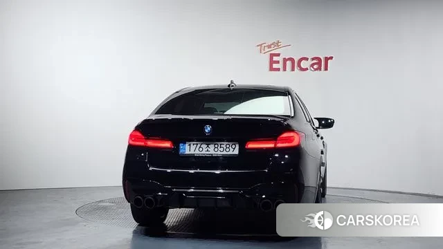 BMW 5 Series (G30) id 3759341 из Кореи 14