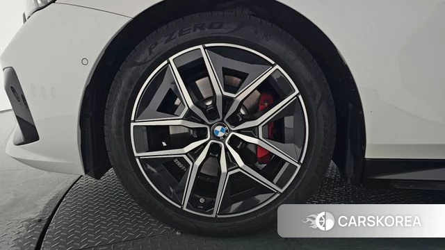 BMW 5 Series (G60) id 4767299 из Кореи 34