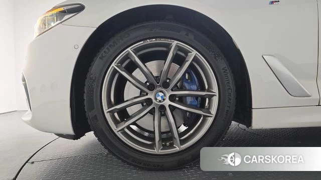 BMW 5 Series (G30) id 4491088 из Кореи 27