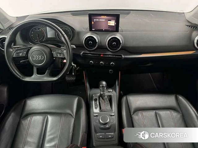 Audi Q2L id 4260389 из Китая 7