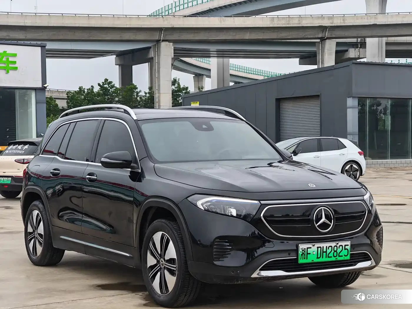 Mercedes-Benz EQB 2024 Черный из Китая, фото 4