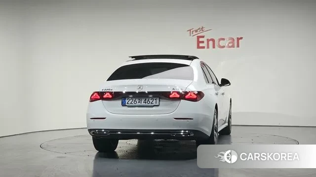 Mercedes-Benz E-Class W214 id 3031384 из Кореи 14