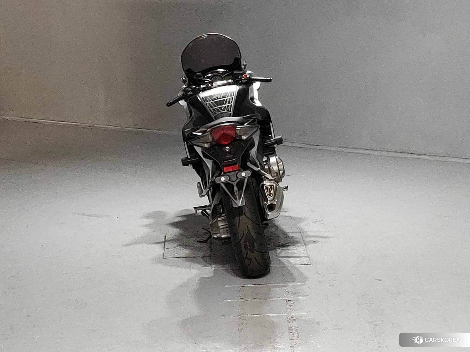 Проданный Honda VFR1200F DCT 2011 из Японии, фото 3