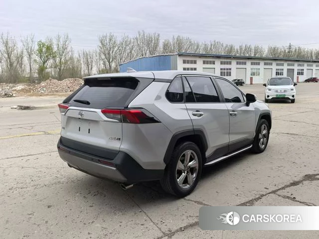 Toyota RAV4 Rongfang 2022 Серебристо-серый из Китая, фото 5