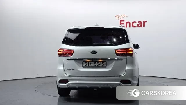 Kia The New Carnival id 3417976 из Кореи 14