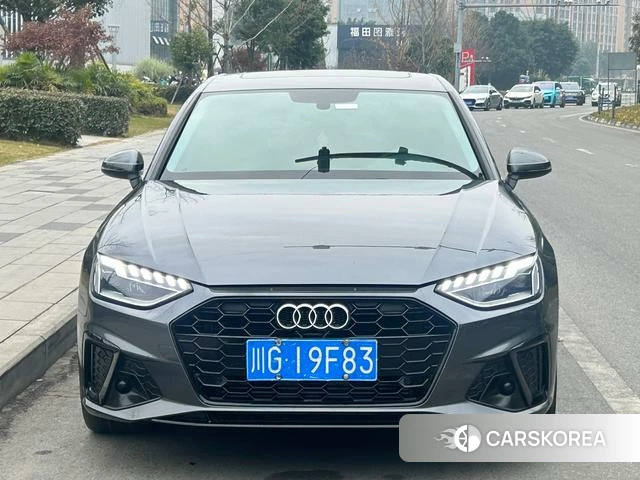 Audi A4L 2022 Темно-серый из Китая, фото 4