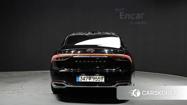 Hyundai The New Grandeur IG Hybrid id 4382534 из Кореи 27