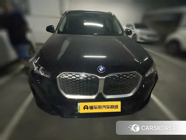 BMW iX1 2025 Черный из Китая, фото 4
