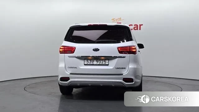 Kia The New Carnival id 3541580 из Кореи 14