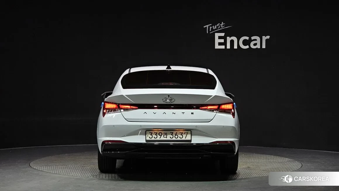 Hyundai Avante Hybrid (CN7) id 2068005 из Кореи 14