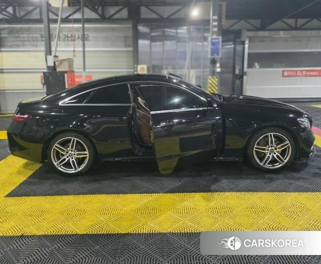 Mercedes-Benz E-Class W213 2018 Черный из Кореи, фото 4