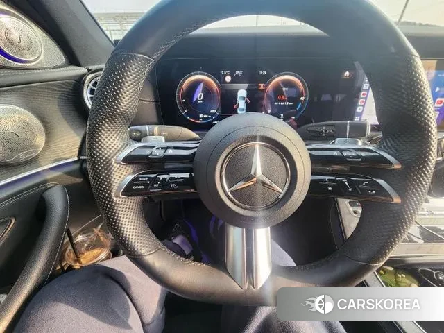 Mercedes-Benz E-Class W213 2021 Черный из Кореи, фото 5