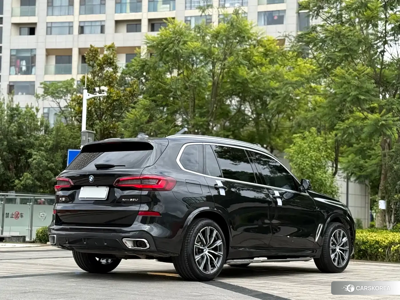 BMW X5 id 4601784 из Китая 34
