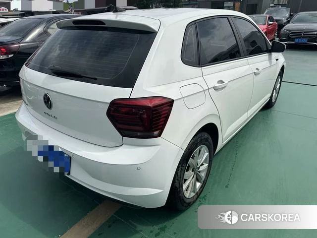 Volkswagen Polo 2021 Белый из Китая, фото 4
