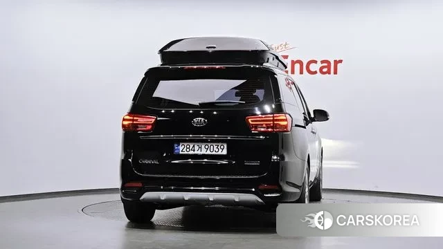 Kia The New Carnival id 2990693 из Кореи 14