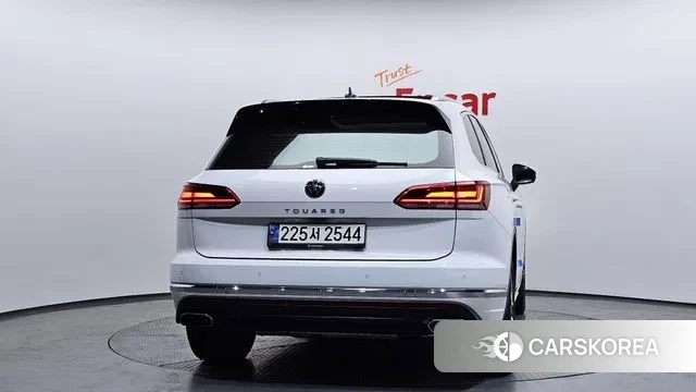Volkswagen Touareg 3rd generation id 3708352 из Кореи 14